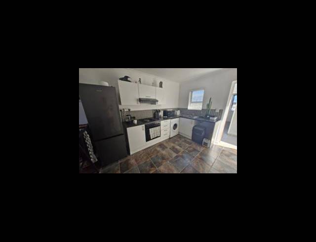 2 bed property to rent in OTTERY